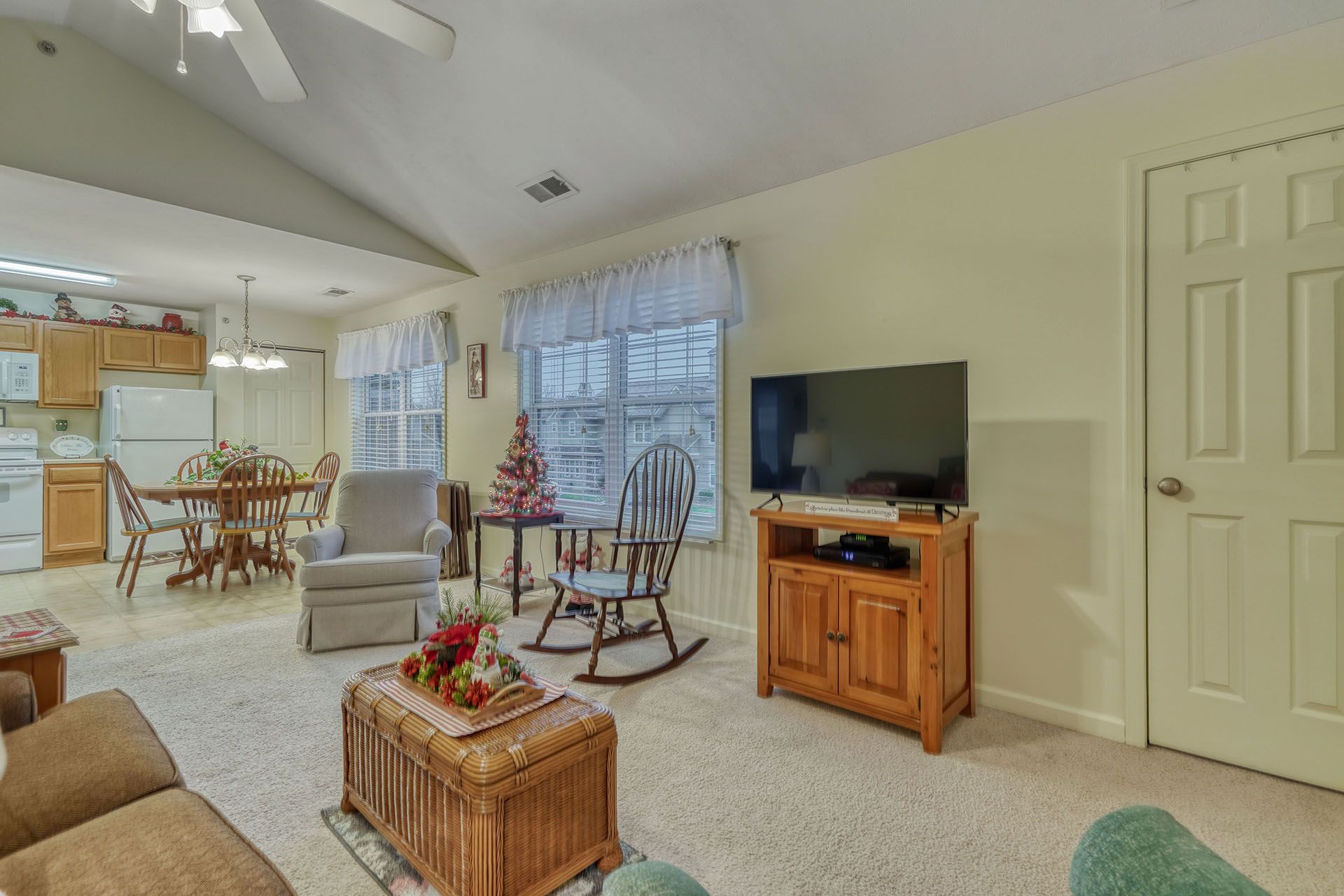 6137 Patriot Drive, Ontario, NY 14519