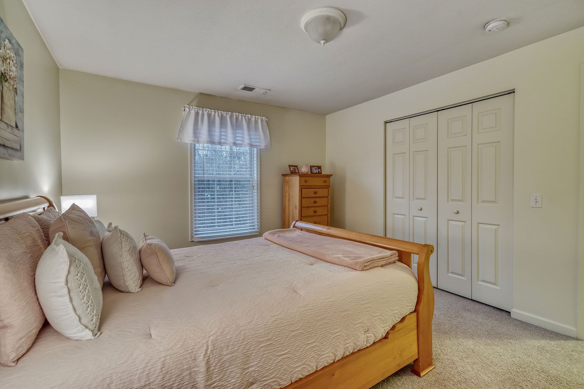 6137 Patriot Drive, Ontario, NY 14519