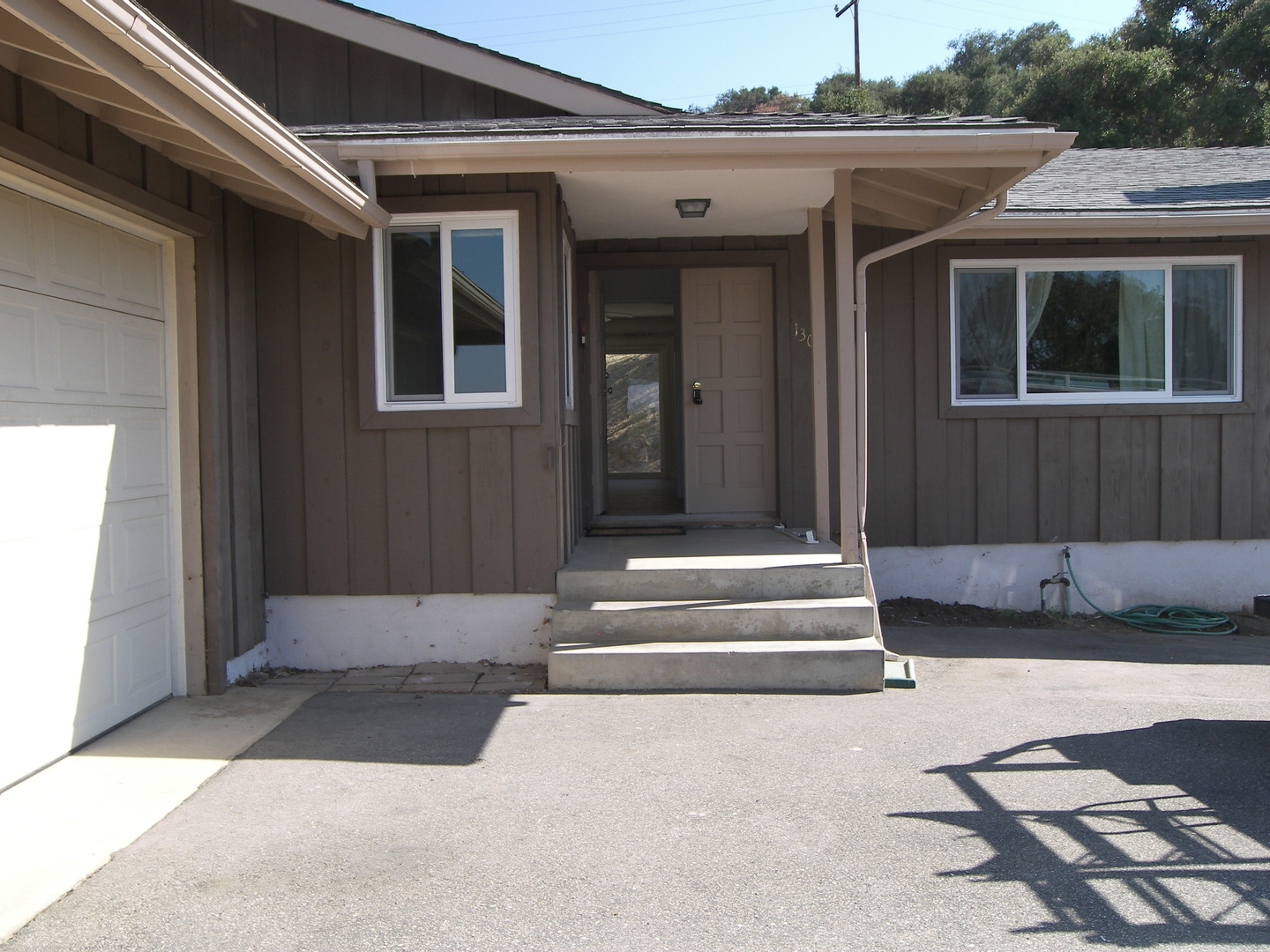 Newbury Park House: 130 Chisholm Trail