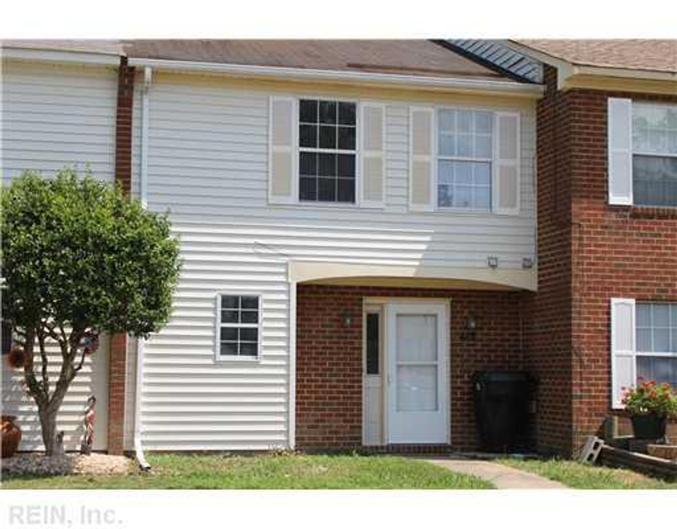 Virginia Beach House: 418 Big Leaf Ct