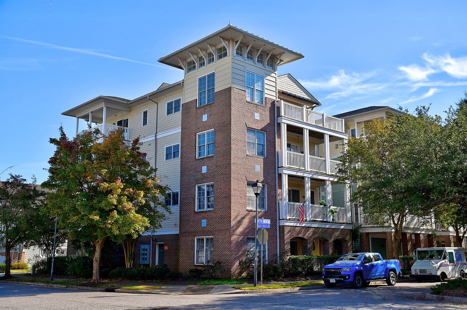 Norfolk House: 8264 North View Blvd