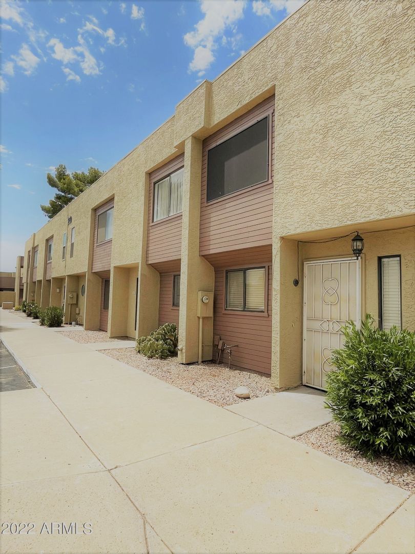 Tempe House: 1320 S. McKemy St.
