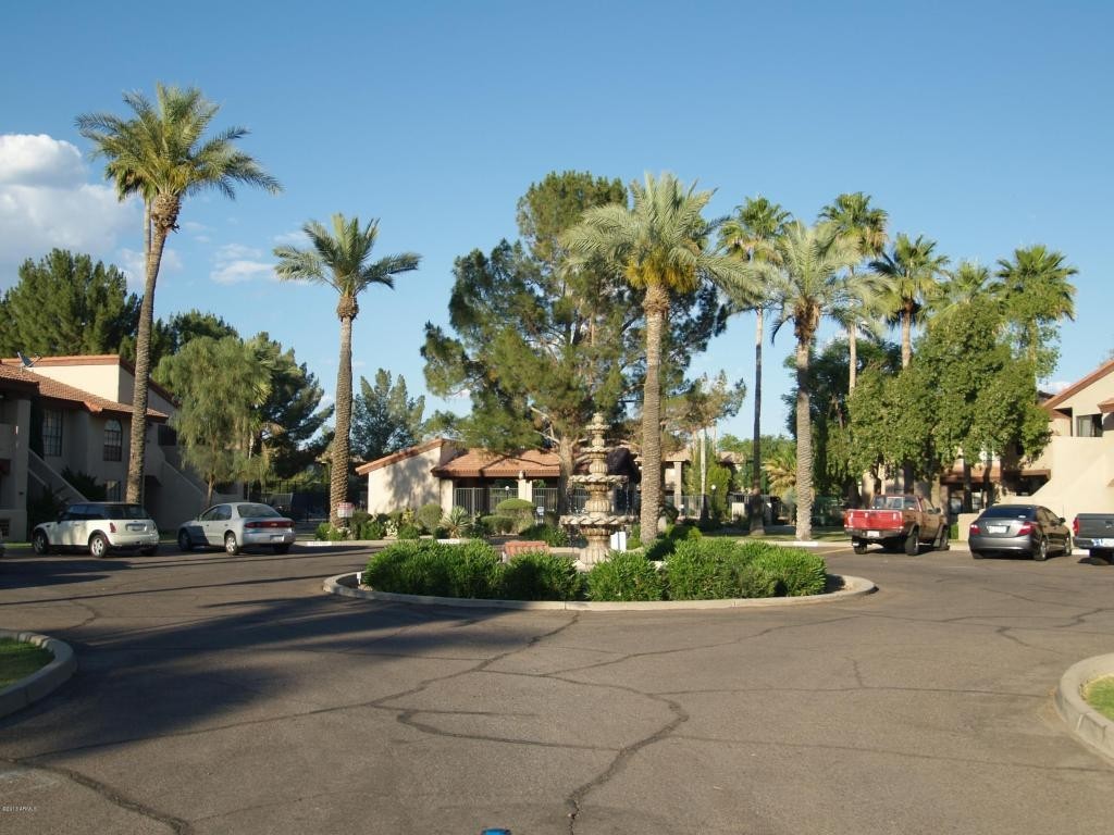 Chandler House: 1351 N. Pleasant Dr. #2174
