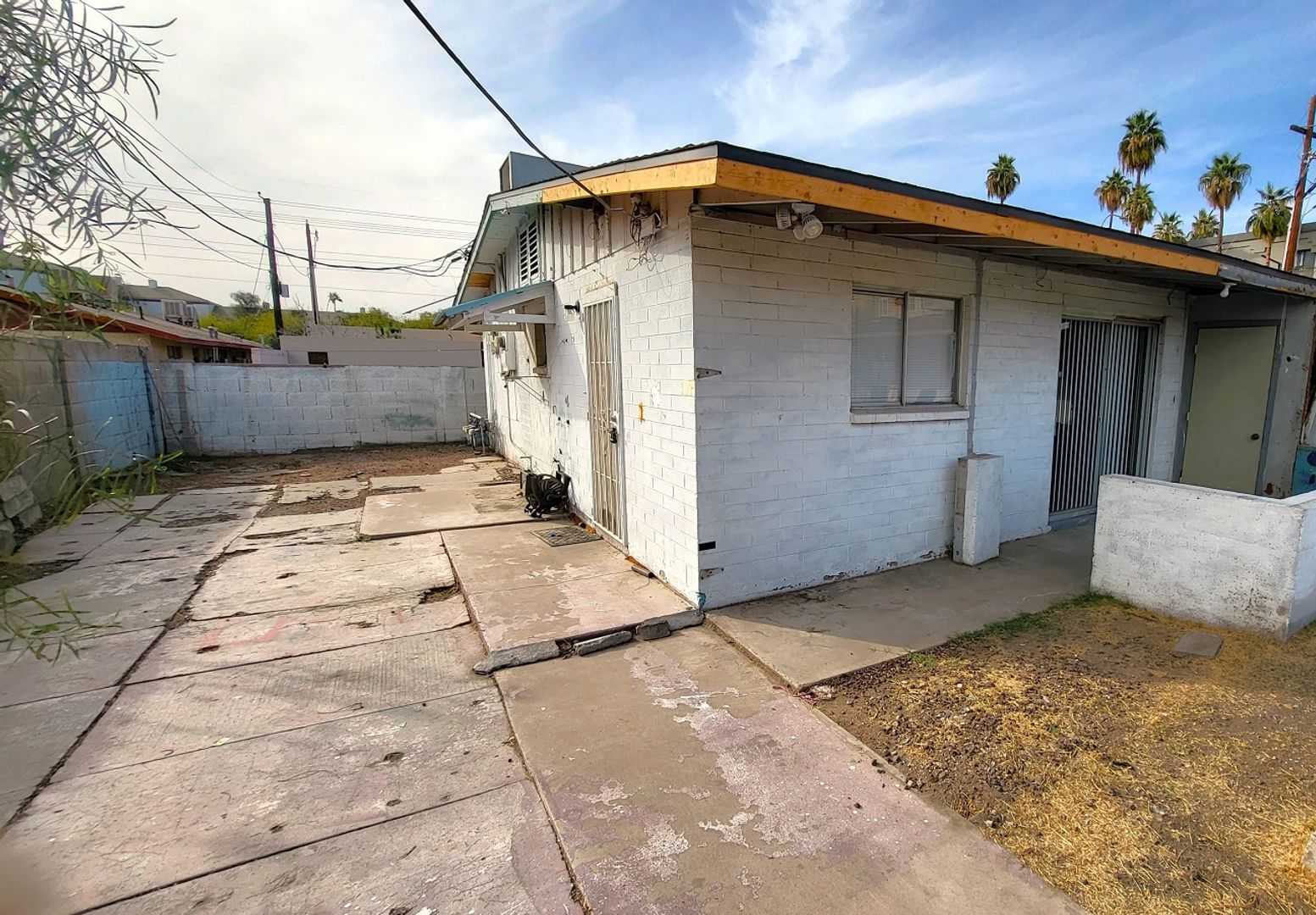 Tempe Apartment: 913 E. Spence