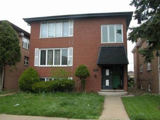 Calumet City Apartment: 283 Yates Ave.