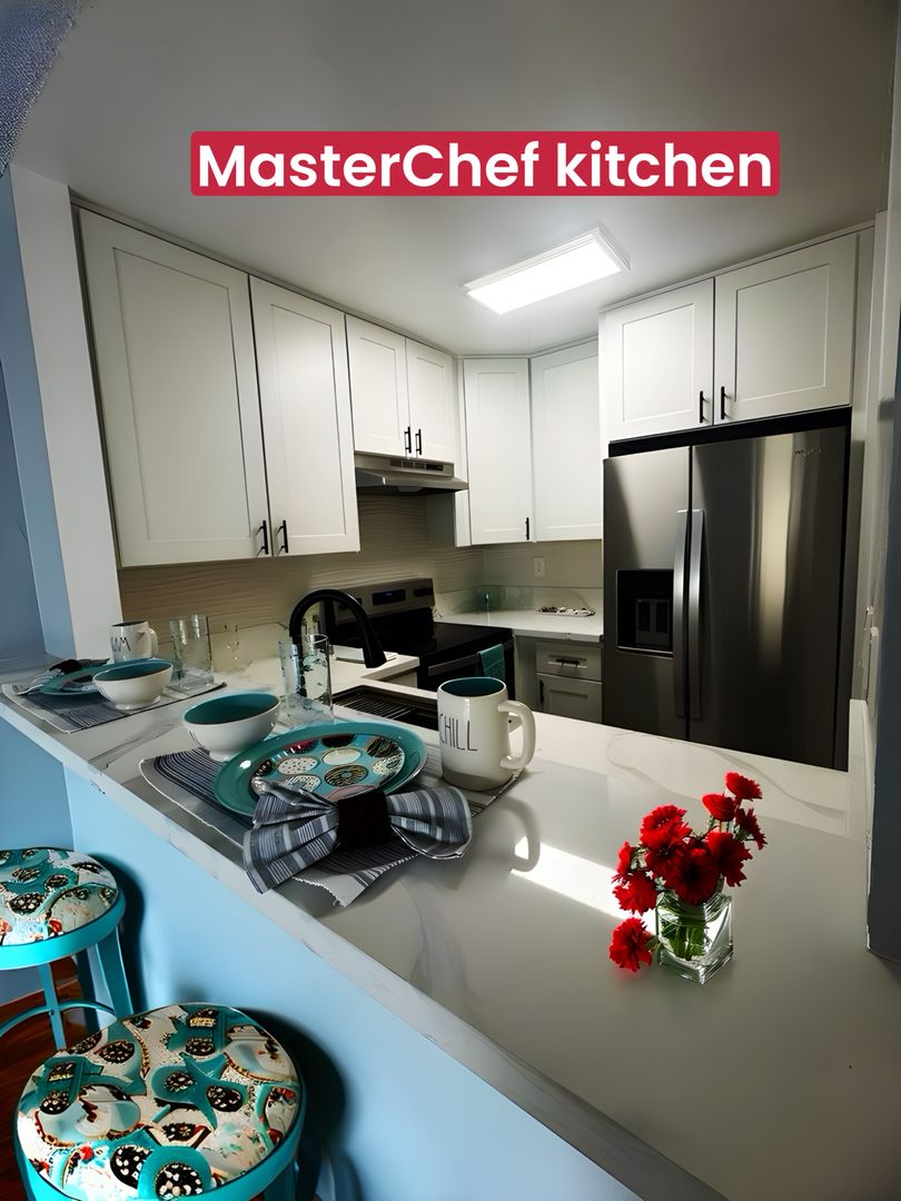 Redondo Beach Apartment: 420 South Catalina Avenue