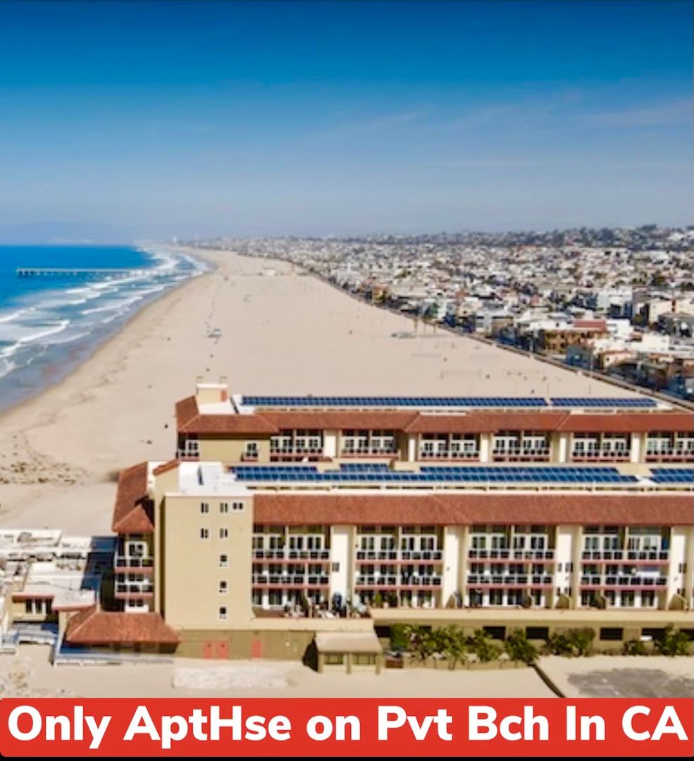 Redondo Beach Apartment: 211 Yacht Club Way