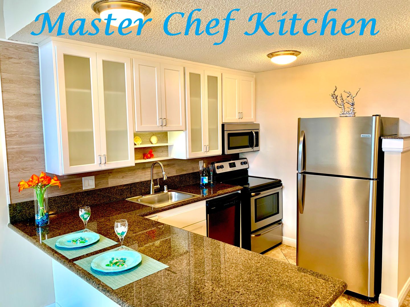 Redondo Beach Apartment: 211 Yacht Club Way