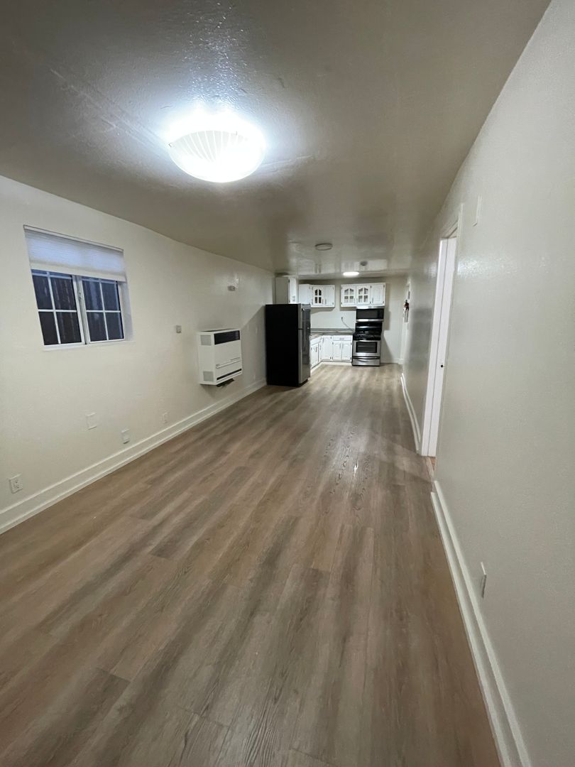 Oakland Apartment: 1436-1438 3rd St