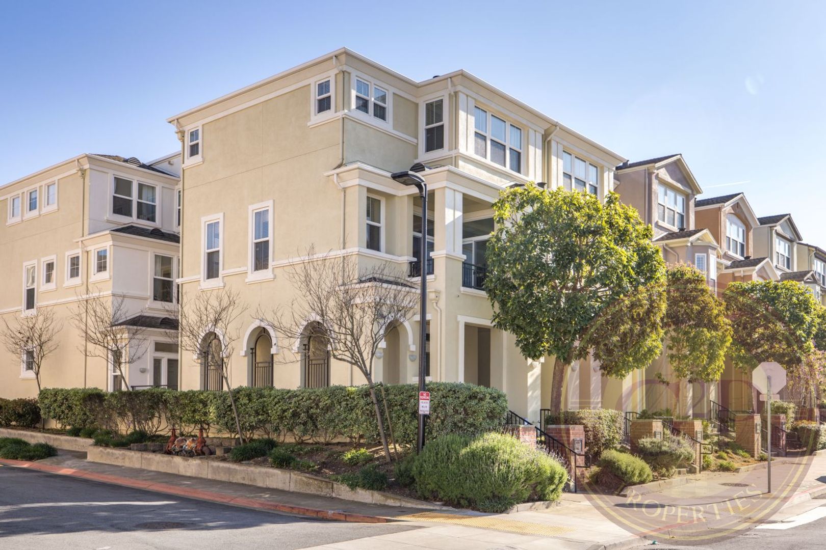San Francisco Townhome: 1702 20th Avenue