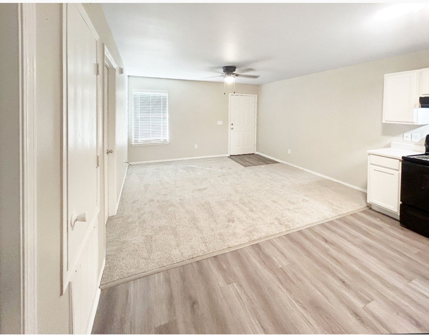 Springdale Apartment: 580 E Randall Wobbe Ln