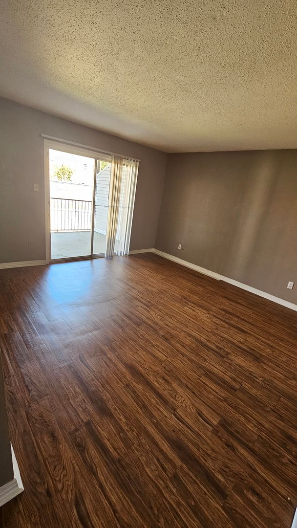 Little Rock Apartment: 6838 Cantrell Rd