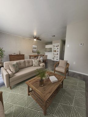 You will love Living at Lakeside – photo 1