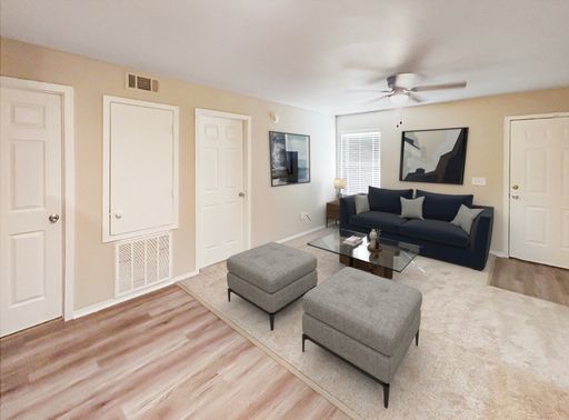 580 E Randall Wobbe Ln, 21-103 – photo 1