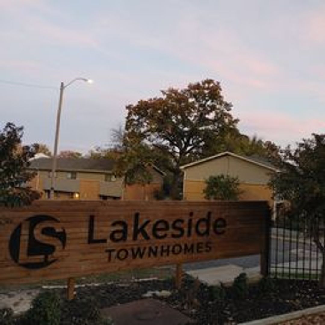 Fort Smith Townhome: 1331 S 46th St