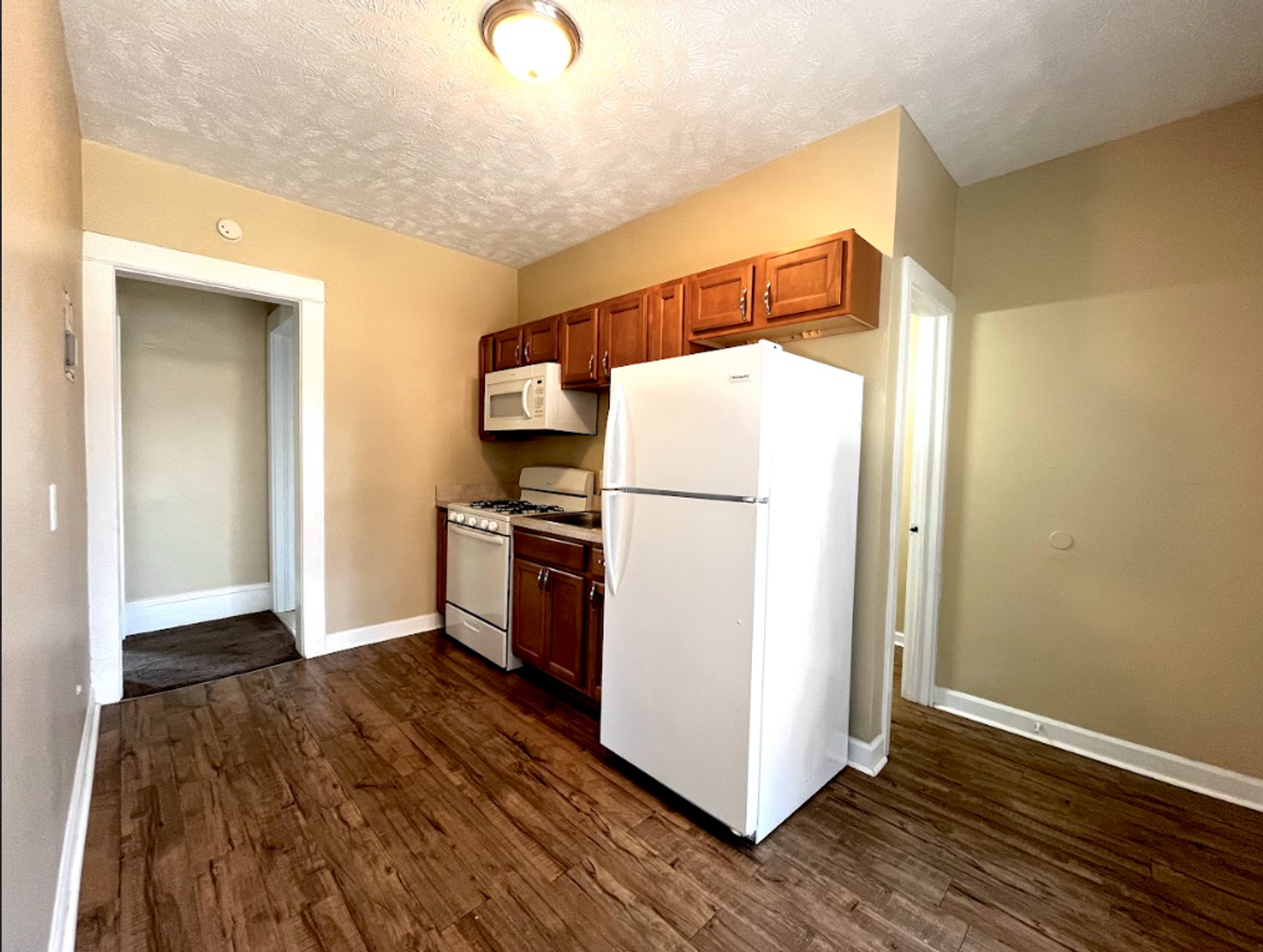 Cleveland Apartment: 2050 E. 125th St