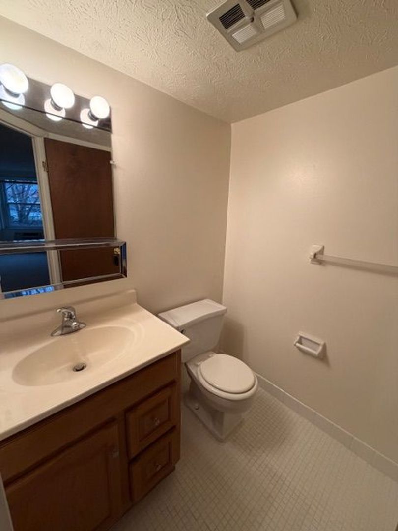 Fairview Park Apartment: 20201 Lorain Rd.