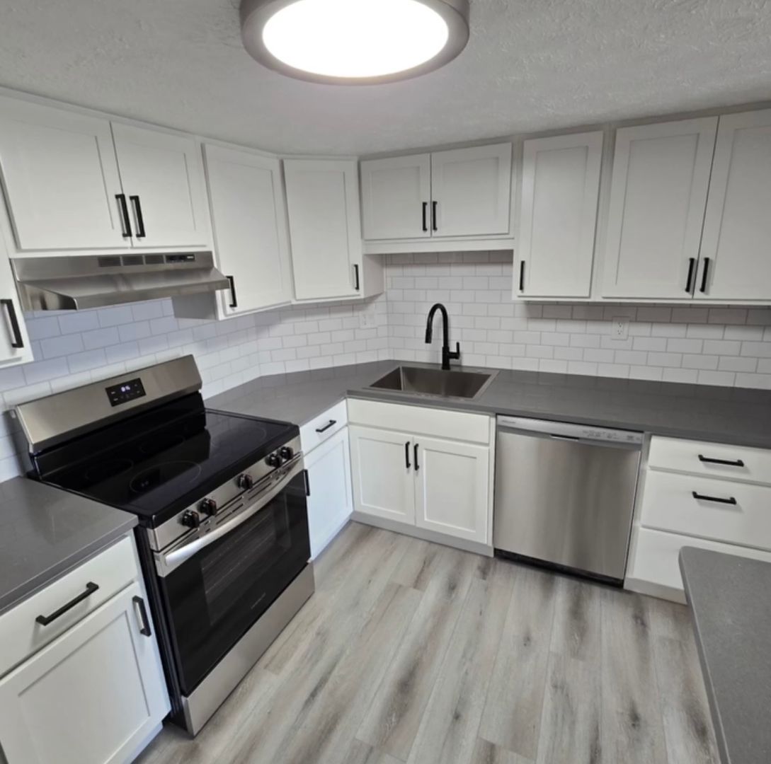 Fairview Park Apartment: 20201 Lorain Rd.