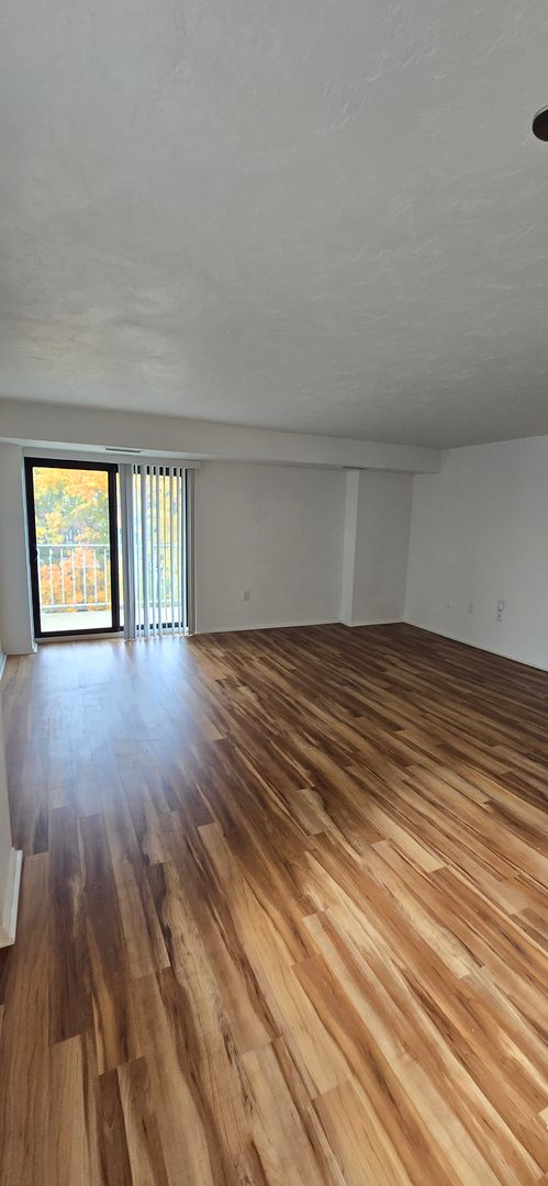 Akron Apartment: 55 Fir Hill Drive