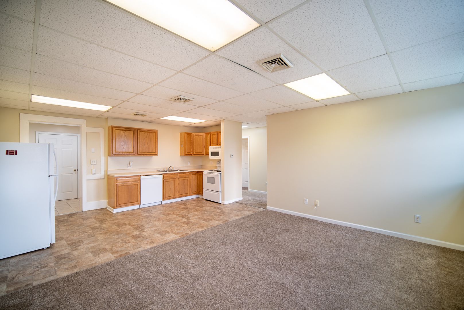 Adams Apartment: 6 Institute Street