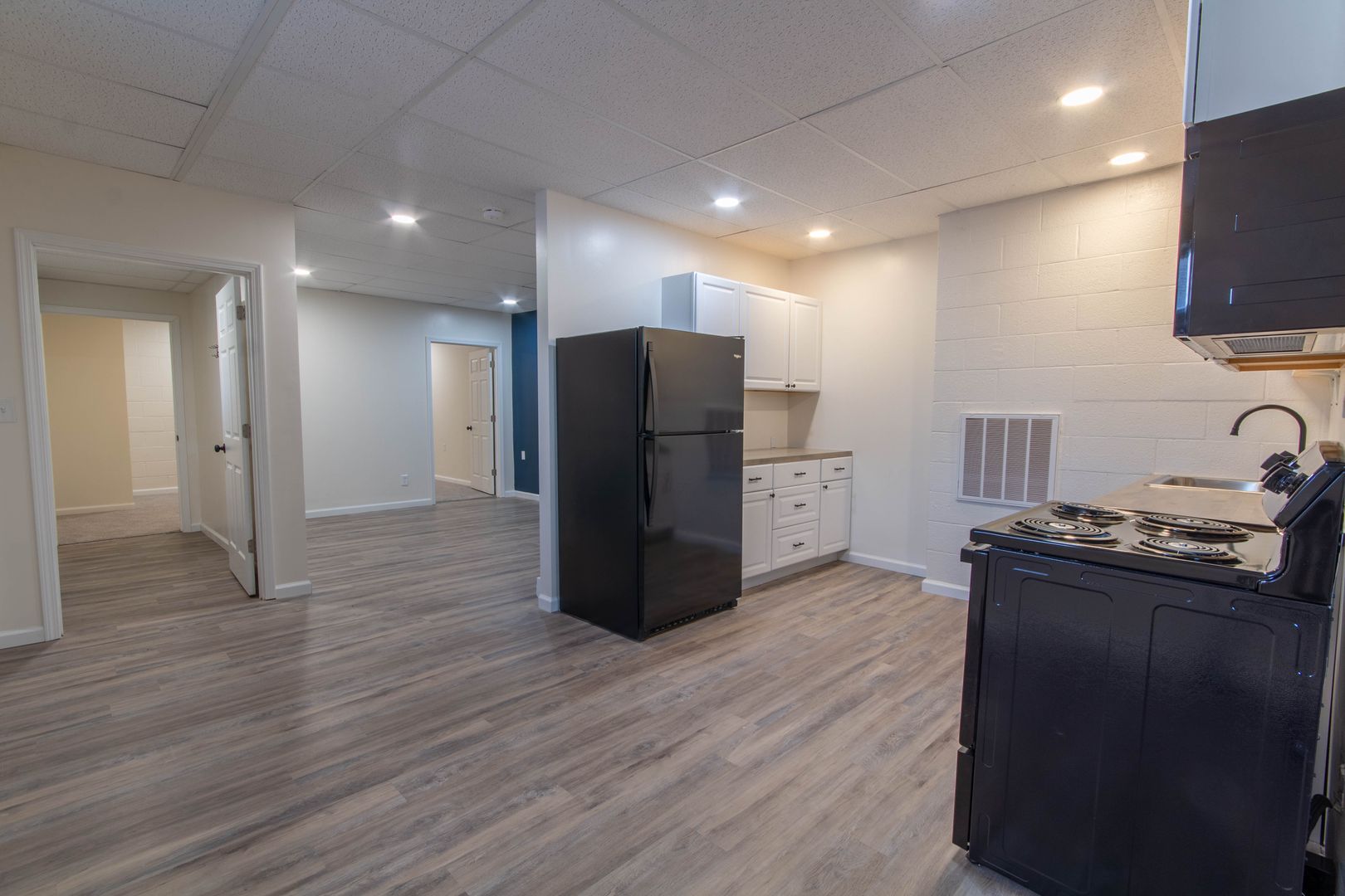 Adams Apartment: 6 Institute Street