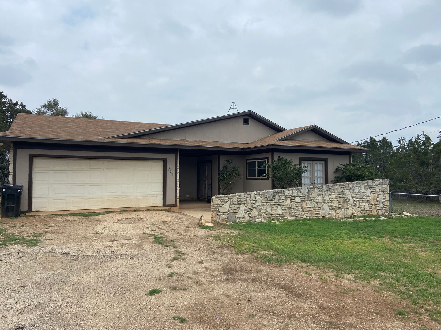 Bandera House: 1389 River Ranch Dr.