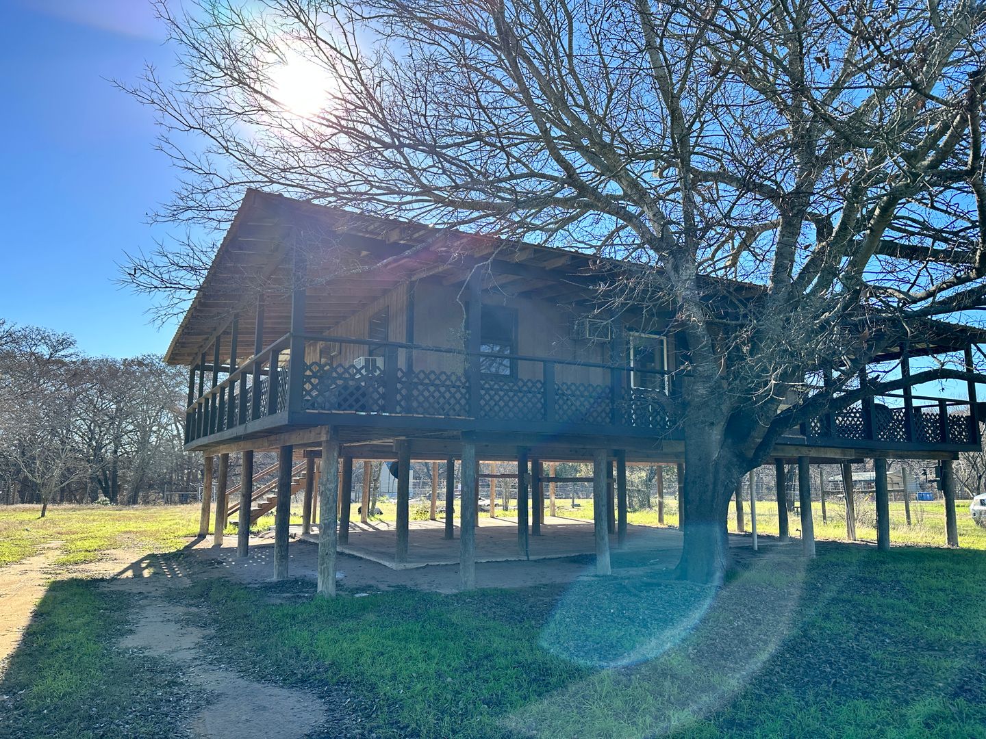 Bandera House: 754 Rio Luna Dr.
