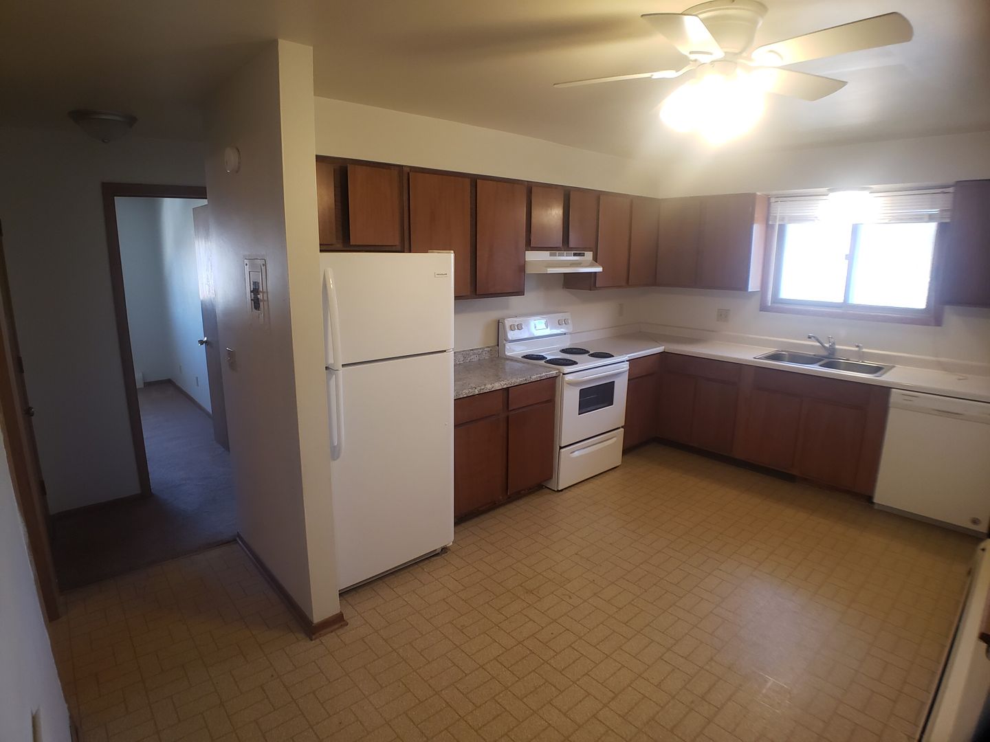 Owatonna Apartment: 1208 3rd Ave NE - LO3rd-302