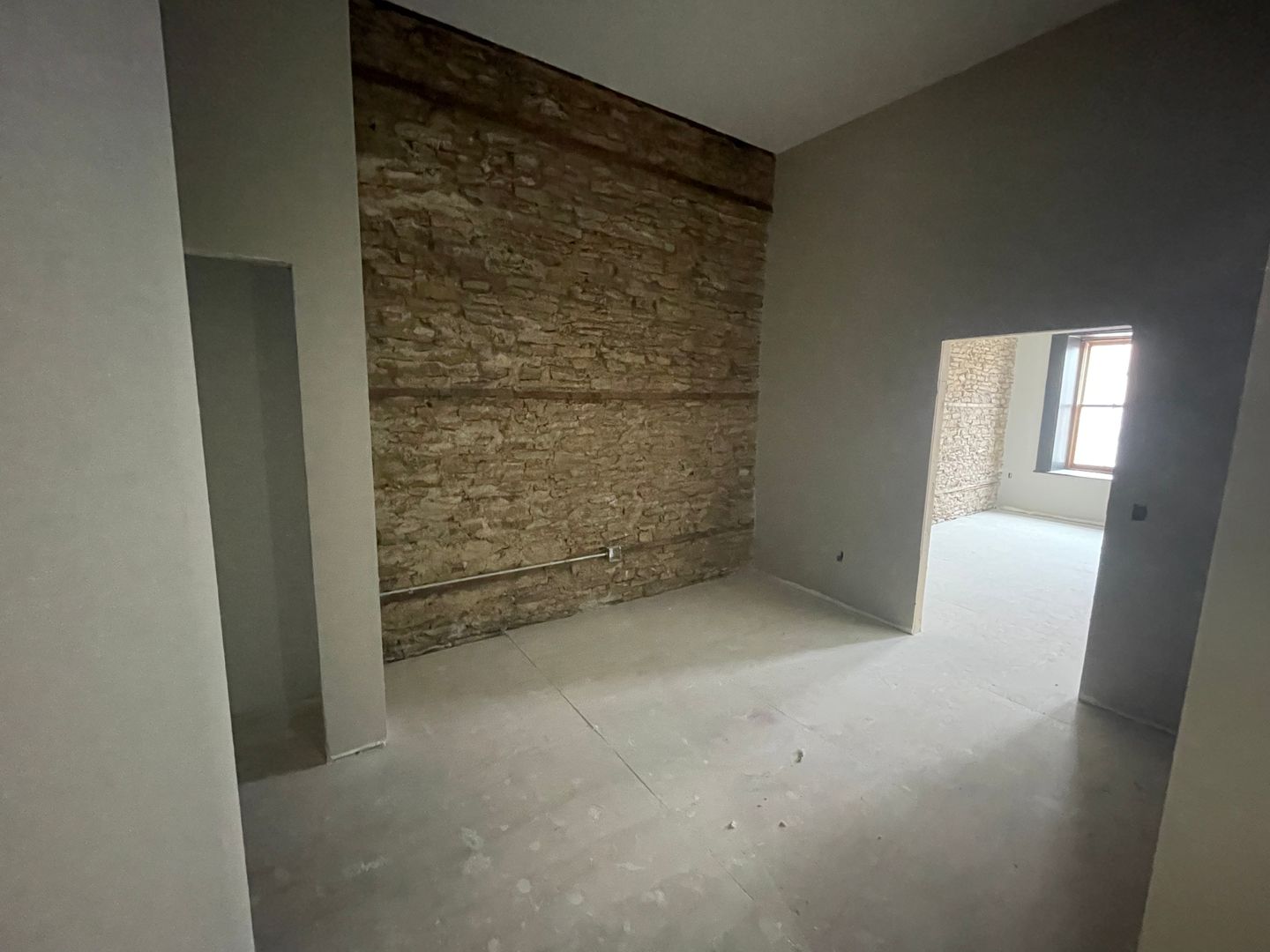 Northfield Apartment: 422 Division Street