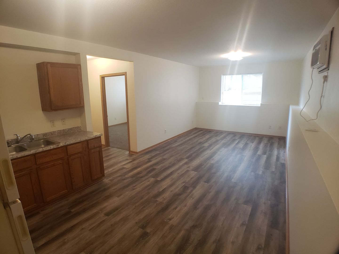 Faribault Apartment: 1723 2nd SW Street