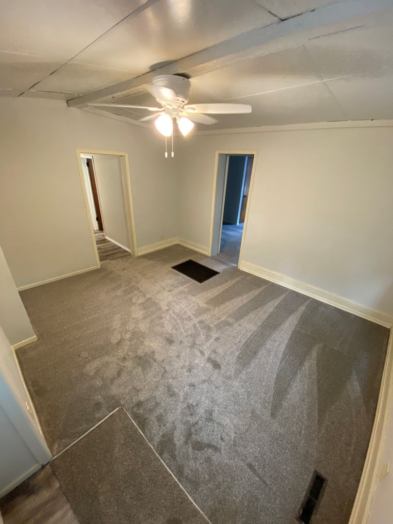 Faribault Apartment: 603 1st Street SW - RHS 603-#1
