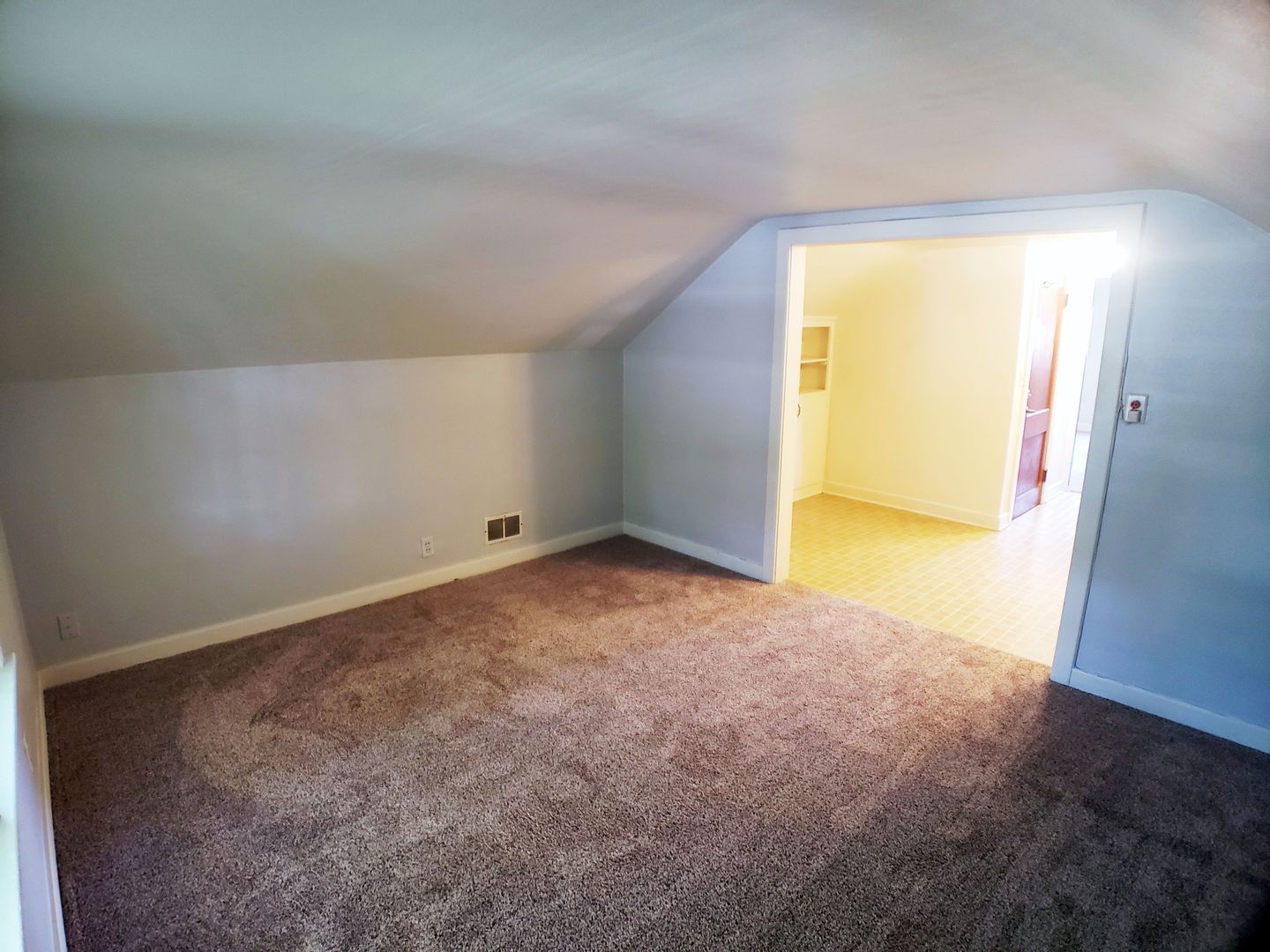 Northfield Apartment: 110 8th Street