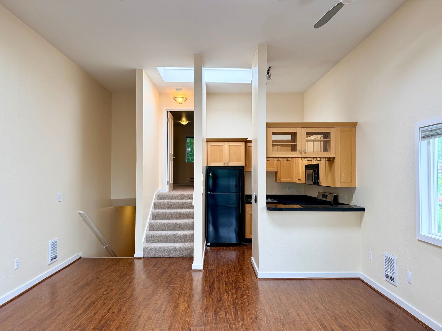 Kirkland Apartment: 804 Market Street