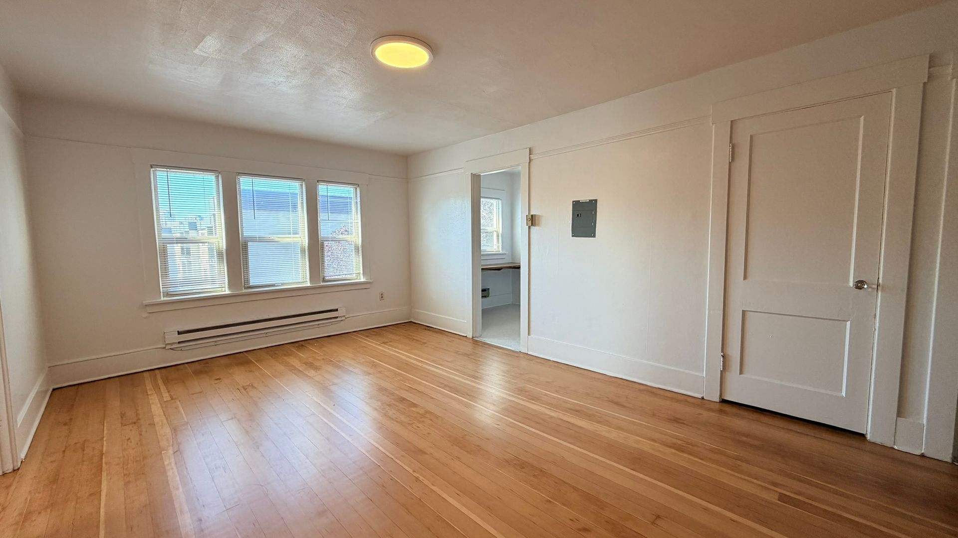 Seattle Apartment: 561 Aloha St.