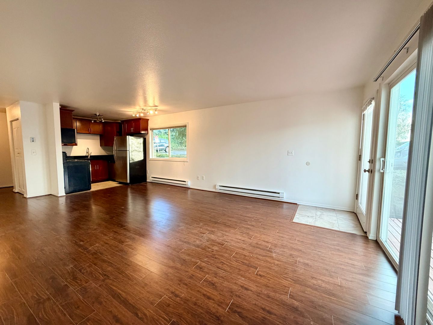 Kirkland Apartment: 804 Market Street