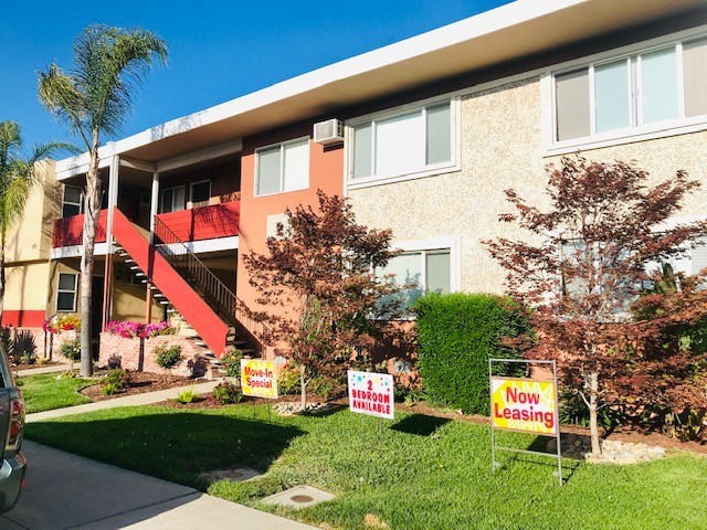 Santa Clara Apartment: 925 Pomeroy Ave.