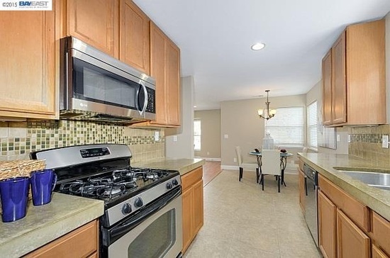 Livermore Apartment: 655 N N Street