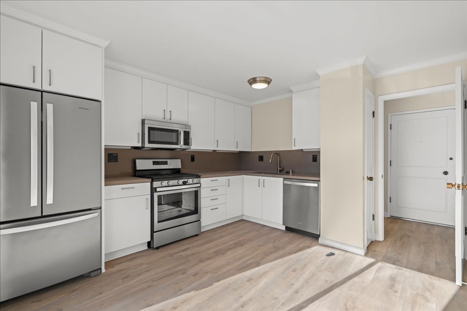 Millbrae Apartment: 444 Richmond Dr