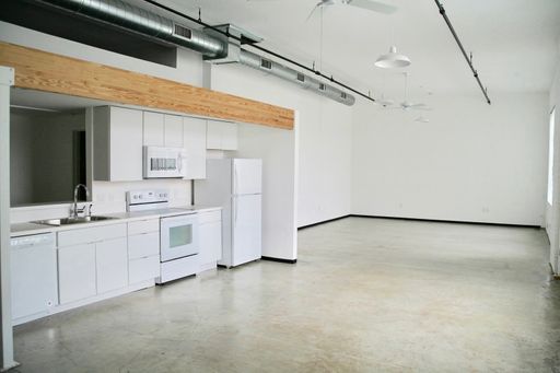 Historic Open-Style Loft – photo 1