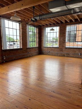Historic Open-Style Loft – photo 1