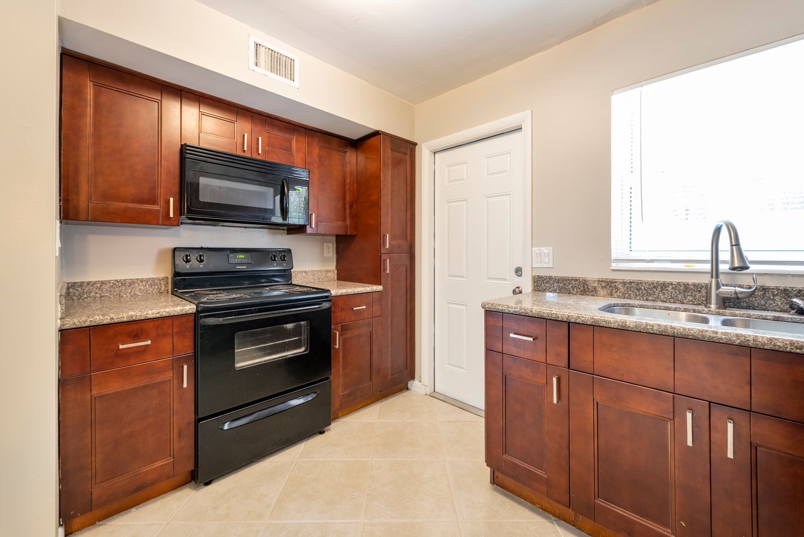 Ft Lauderdale Apartment: 1015 NE 9th Ave