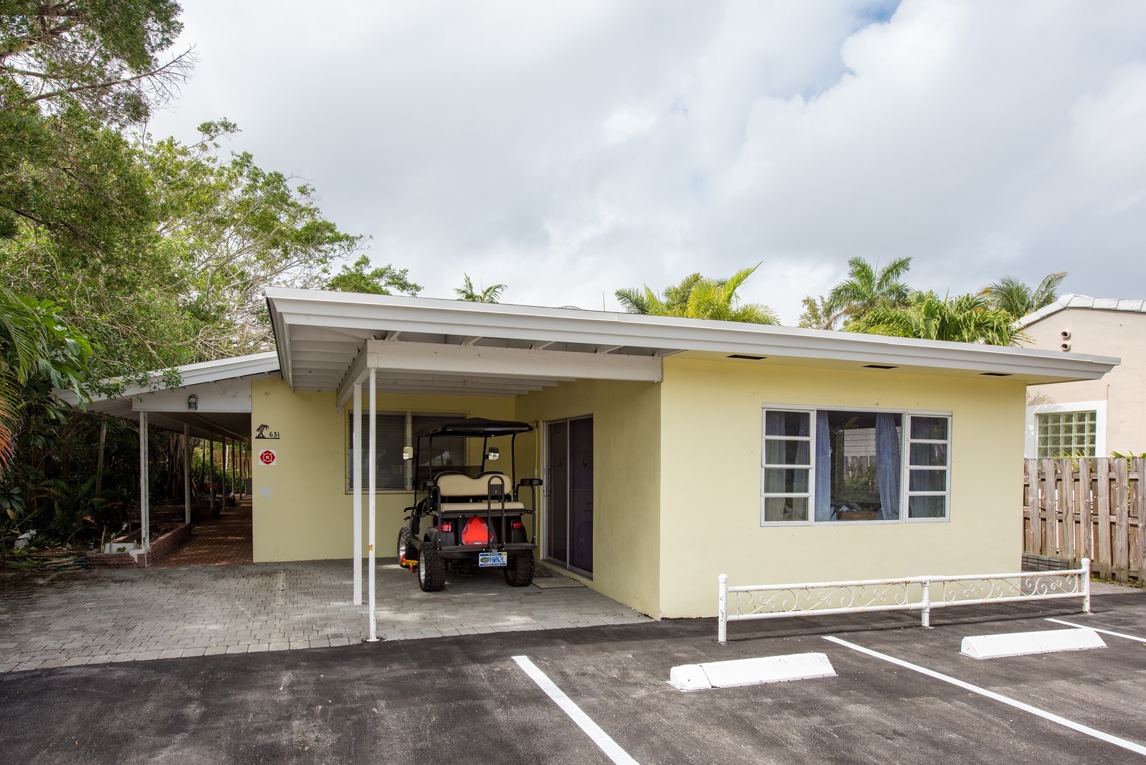 Fort Lauderdale Apartment: 631 NE 17th Way