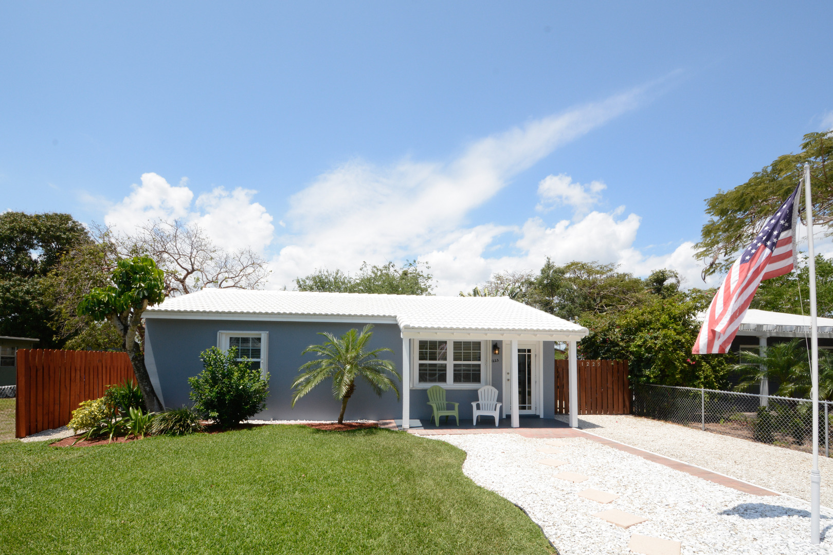 Fort Lauderdale House: 1225 NW 4th Ave