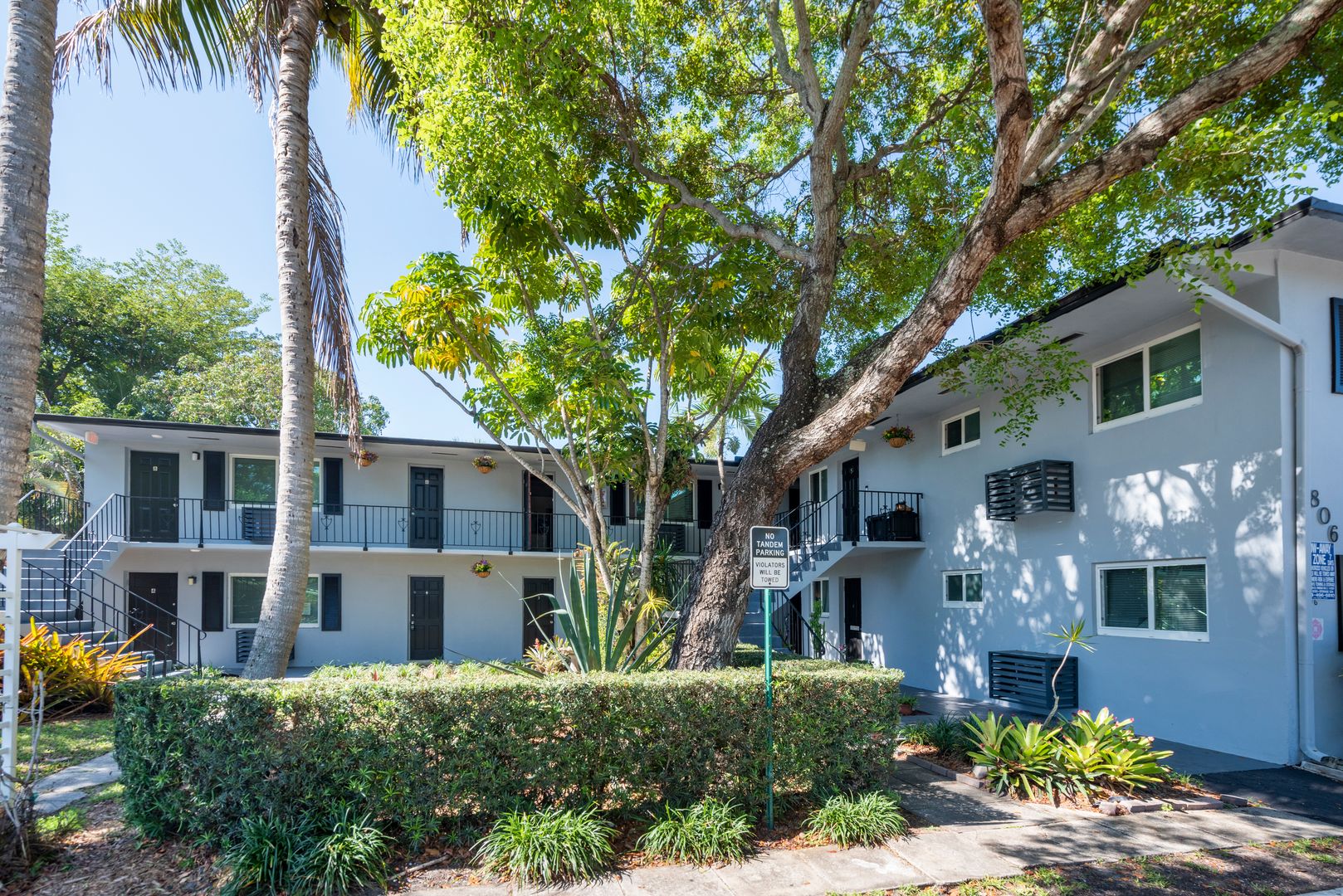 Fort Lauderdale Apartment: 806 NE 16th Place