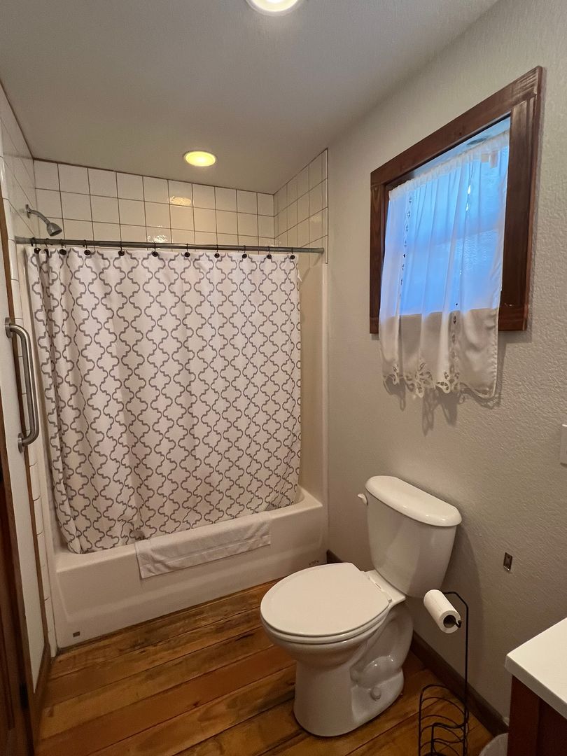 Wimberley House: 961 Buttercup