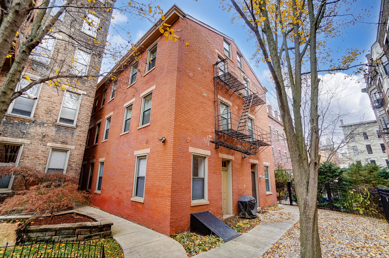 Cincinnati Apartment: 1207 Republic St