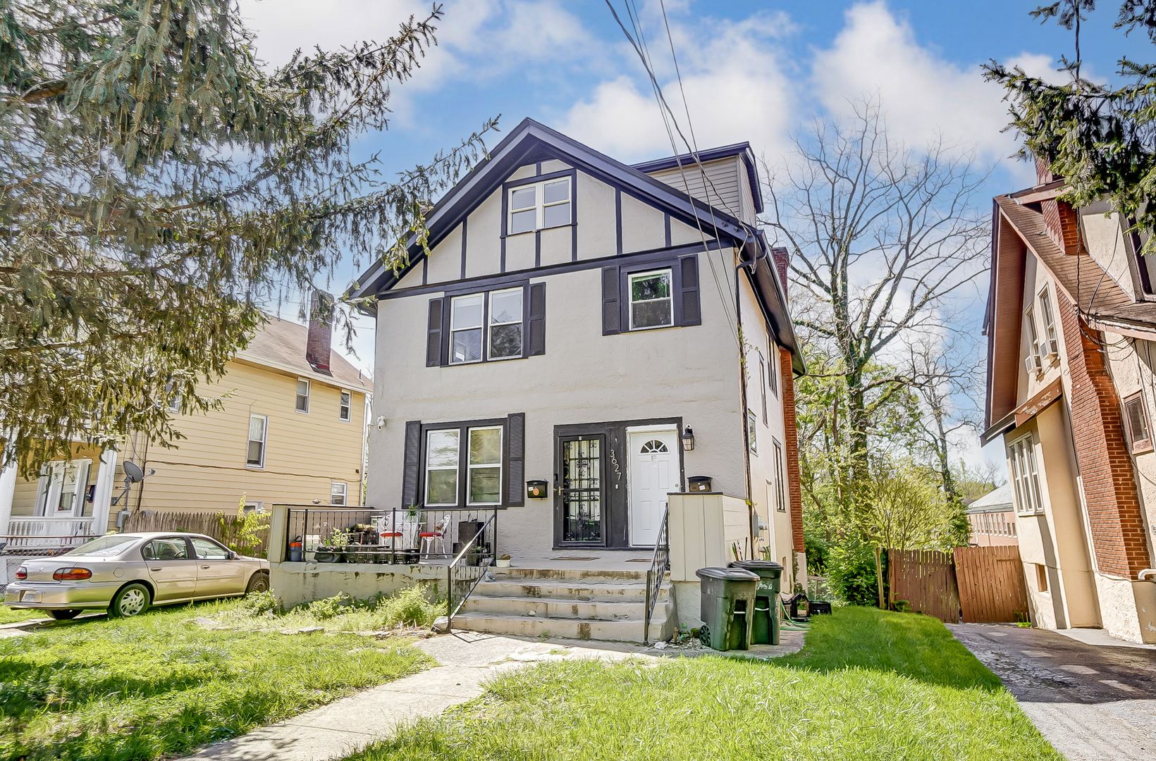 Cincinnati Apartment: 3627 Zinsle Ave