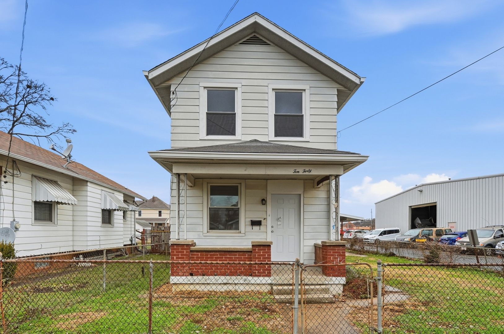 Hamilton House: 1040 Forest Ave.