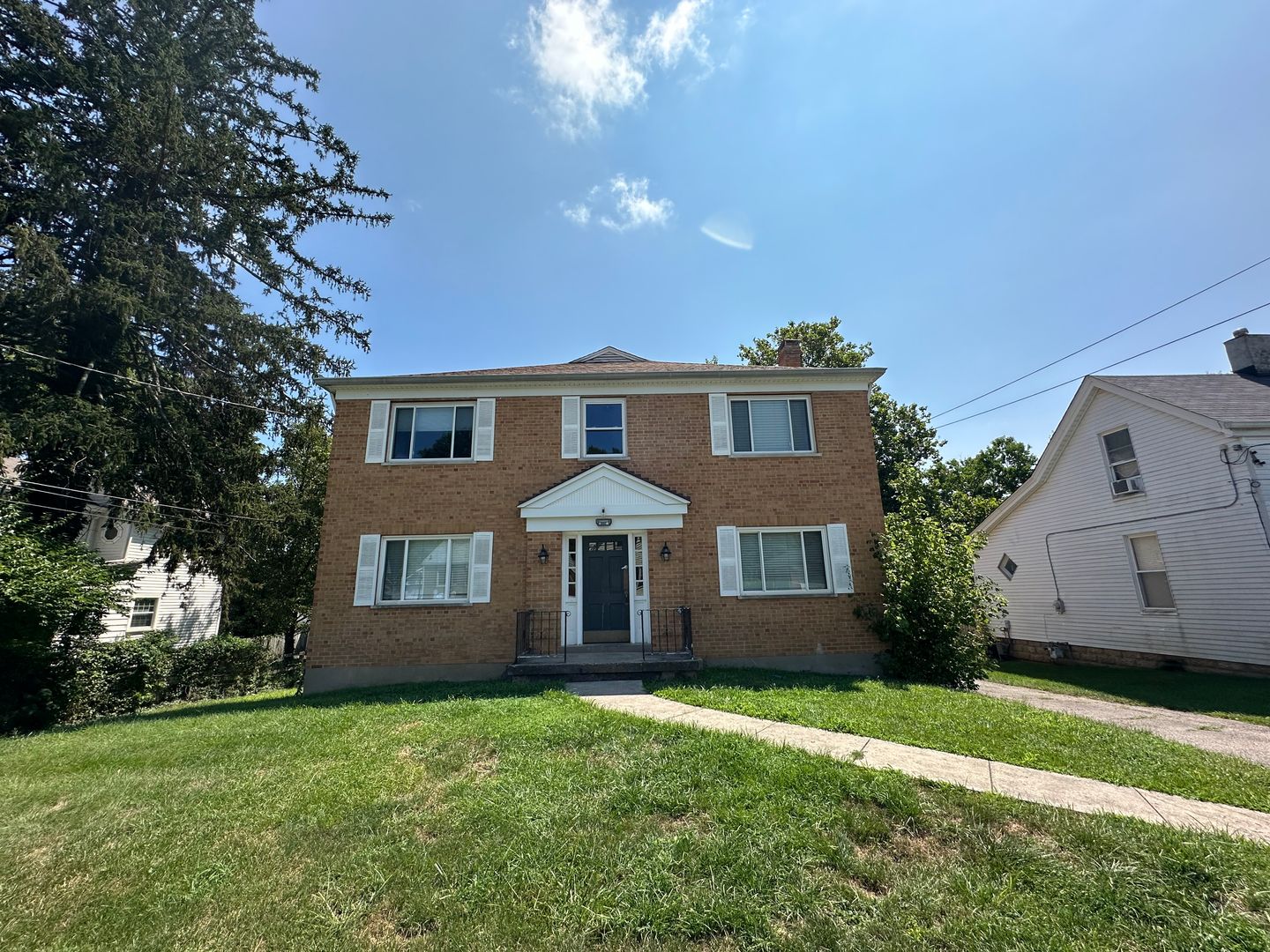 Cincinnati Apartment: 1740 Marquette Ave.