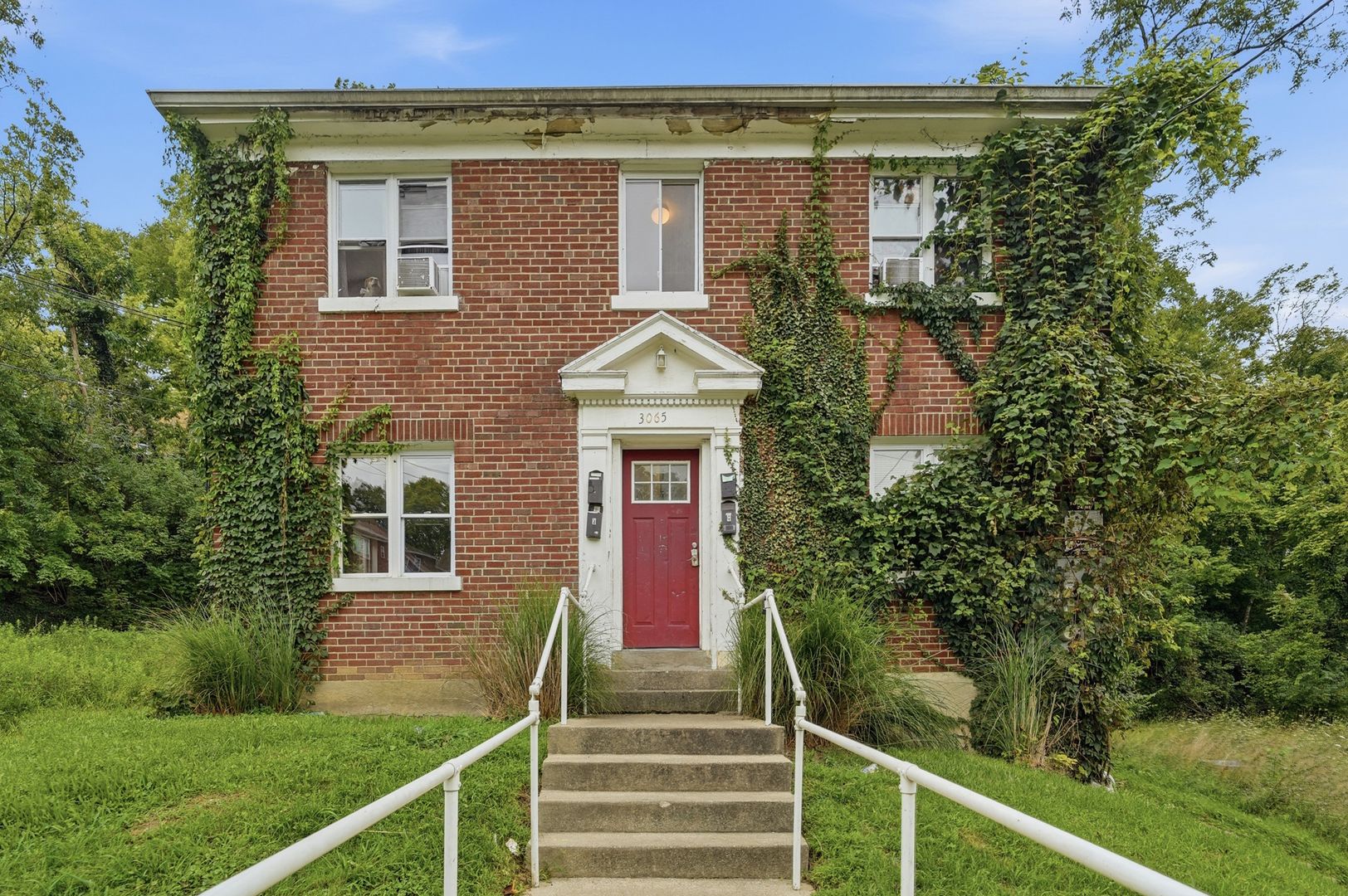 Cincinnati Apartment: 3065 Bracken Woods Lane